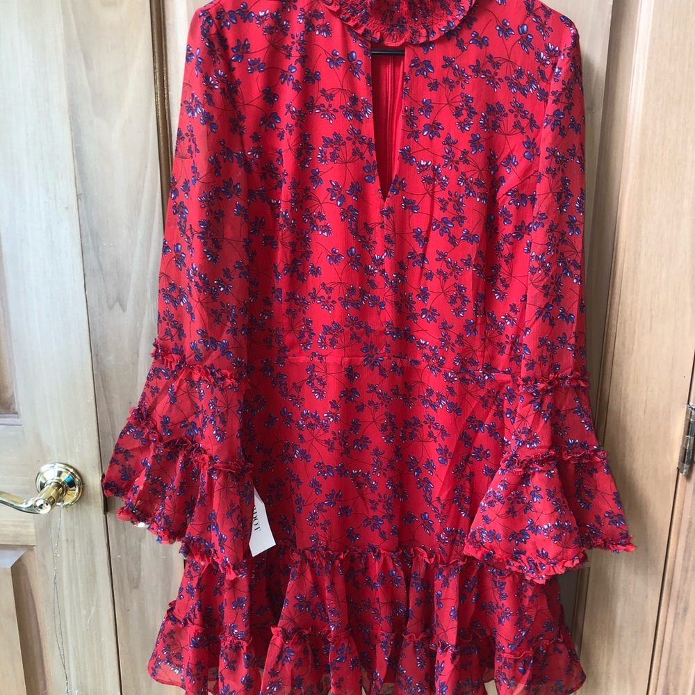 Red and floral print mini dress with long sleeves
